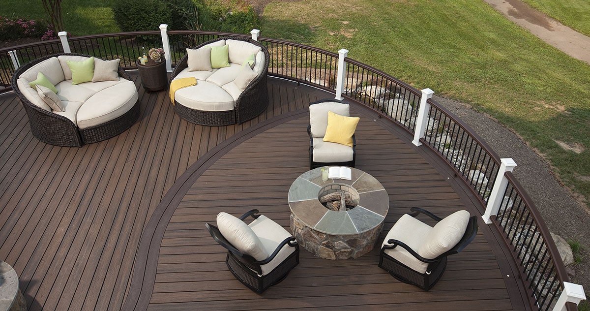 4 ways to achieve the perfect deck patio space